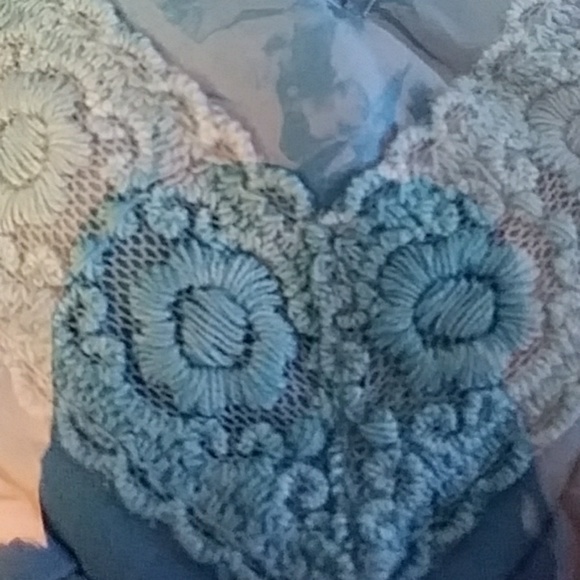 NEW WOMAN'S MISAKY SUMMER SLEEVELESS TANK TOP - Picture 3 of 4